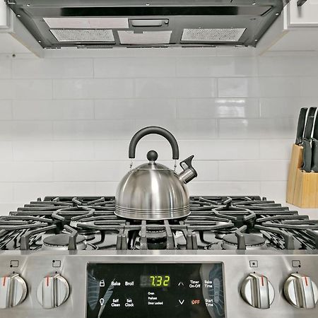 2Br Comfy And Stylish Apt In West Town - Erie 1R Chicago Exterior photo